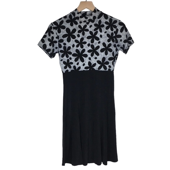 VINTAGE Joule Mini Dress 90s Floral Mod Retro Mock Neck Stretchy Size Medium - Picture 1 of 9